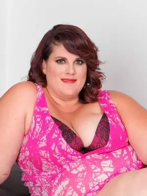 Erin Green - HALF-TIME BBW SHOW - 567x - January 08, 2024