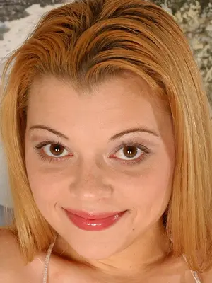 Amy Latinas 389
