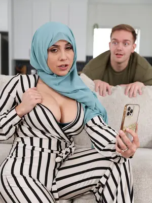 Hijab Hunter #Mommy