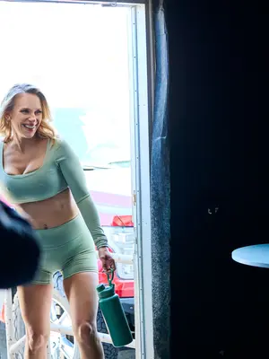 Sadie Rose, Dan Damage (Sadie And Joe - Cock-Hungry Hotwife Gets Creampied)