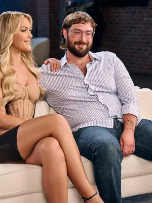 Savvy Suxx, Dan Damage (Savvy And Alex - Blonde Hotwife Rides Huge Cock)