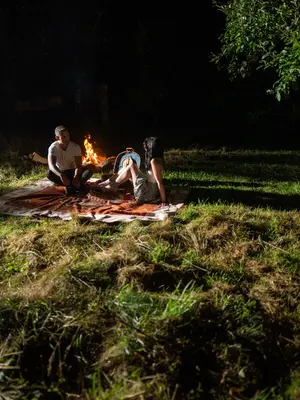 Hunt4K Chloe Heart - Picnic At Hanging Cock - 228x - 4090 x 2727px - August 30, 2024