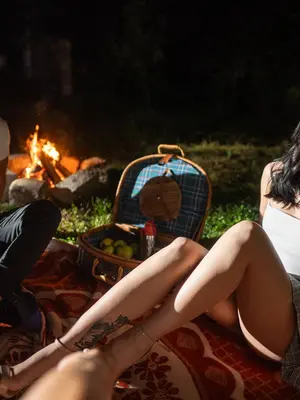 Hunt4K Chloe Heart - Picnic At Hanging Cock - 228x - 4090 x 2727px - August 30, 2024