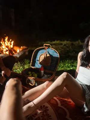 Hunt4K Chloe Heart - Picnic At Hanging Cock - 228x - 4090 x 2727px - August 30, 2024