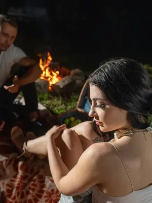 Hunt4K Chloe Heart - Picnic At Hanging Cock - 228x - 4090 x 2727px - August 30, 2024