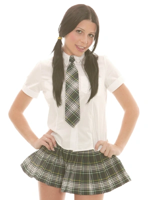 Rebeca Linares - Fresh Outta Highschool #02