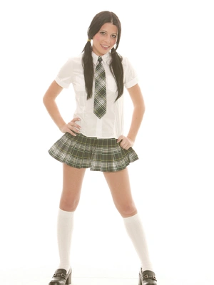 Rebeca Linares - Fresh Outta Highschool #02