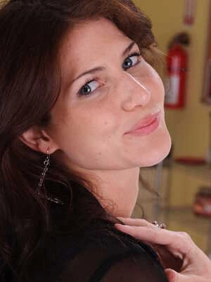 Jenni Lee [NBW] Mar 21, 2021R