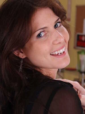 Jenni Lee [NBW] Mar 21, 2021R